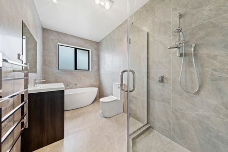 Photo of property in 12 Lippiatt Crescent, Pokeno, 2402