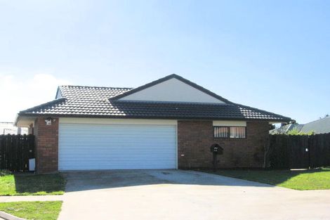 Photo of property in 64 Milson Drive, Papakura, 2110