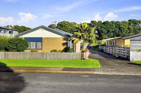 Photo of property in 8 Elizabeth Street, Orewa, 0931