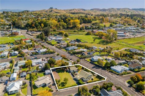 Photo of property in 29 Victoria Street, Waipawa, 4210