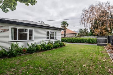 Photo of property in 37 Hawford Road, Opawa, Christchurch, 8023