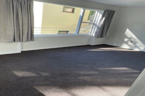 Photo of property in 131u1 Glenmore Street, Kelburn, Wellington, 6012