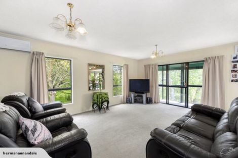 Photo of property in 16 Olwyn Green, Dinsdale, Hamilton, 3204