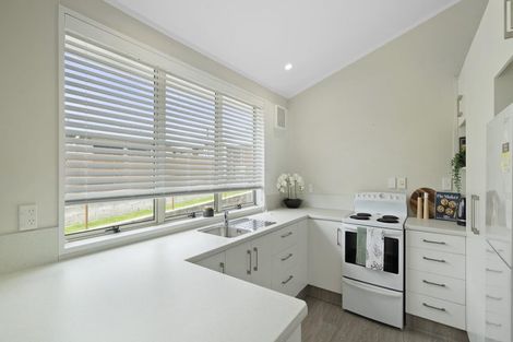 Photo of property in 18 Hookey Drive, Te Puke, 3119