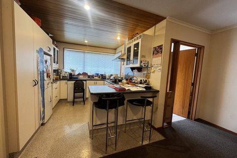 Photo of property in 17 Abingdon Court, Avonhead, Christchurch, 8042