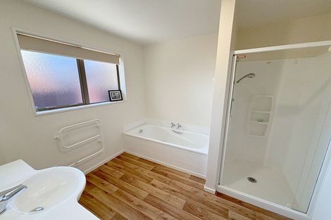 Photo of property in 8 Konini Street, Riccarton, Christchurch, 8041