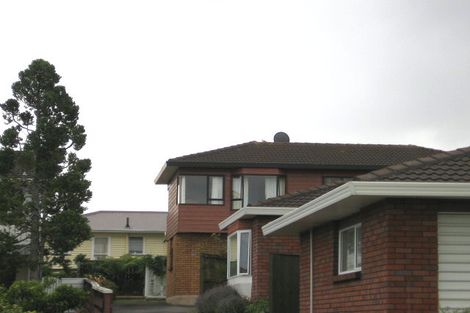 Photo of property in 3/3a Gordon Avenue, Forrest Hill, Auckland, 0620