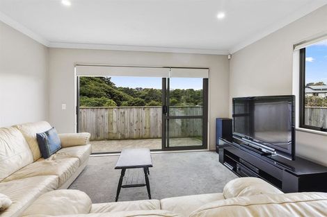 Photo of property in 18 Moonsail Drive, Whitby, Porirua, 5024