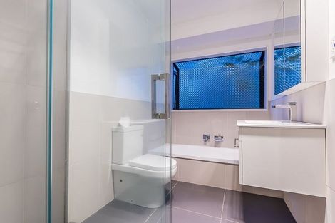 Photo of property in 12 Bedford Street, Te Atatu South, Auckland, 0610