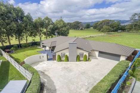 Photo of property in 38 Okarito Avenue, Levin, 5510