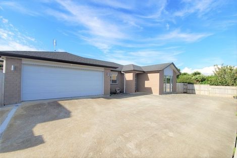 Photo of property in 50 Prado Drive, Pukekohe, 2120
