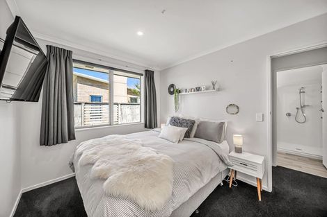 Photo of property in 27 Rodeo Drive, Te Anau, 9600