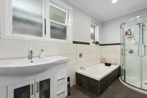 Photo of property in 9f1- Mchardie Street, Trentham, Upper Hutt, 5018