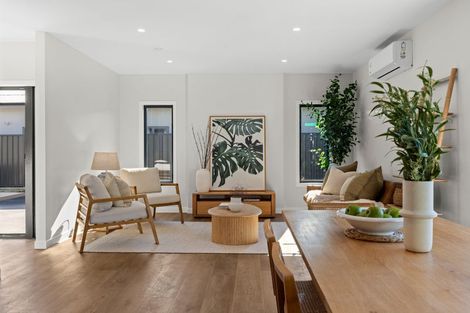 Photo of property in 15 Cassin Place, Taradale, Napier, 4112