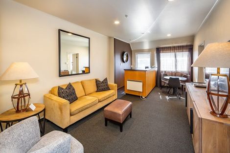 Photo of property in 72-76 Tasman Street, Mount Cook, Wellington, 6021