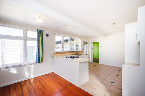 Photo of property in 228 Tremaine Avenue, Highbury, Palmerston North, 4412