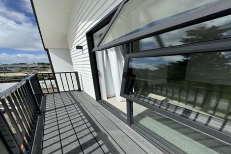 Photo of property in 26b Brennan Avenue, Te Atatu Peninsula, Auckland, 0610