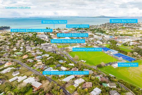 Photo of property in 1/37 Woodlands Crescent, Browns Bay, Auckland, 0630