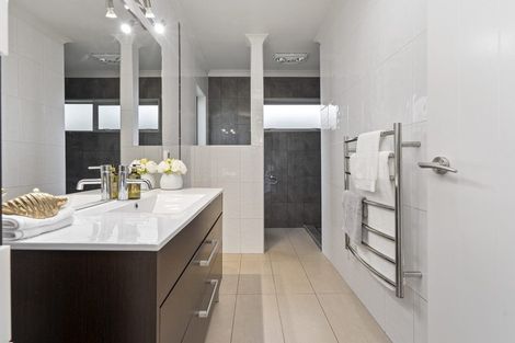 Photo of property in 8 Glenroy Place, Cambridge, 3434