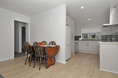 Photo of property in 13 The Grove, Red Beach, 0932