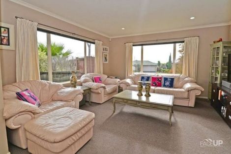 Photo of property in 33 Rush Creek Drive, Westgate, Auckland, 0614