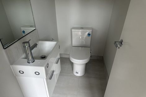 Photo of property in 80 Papatupu Way, Kumeu, 0810