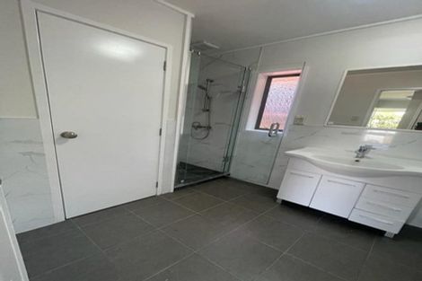 Photo of property in 1/41 College Road, Northcote, Auckland, 0627