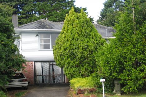 Photo of property in 64 Stottholm Road, Titirangi, Auckland, 0604