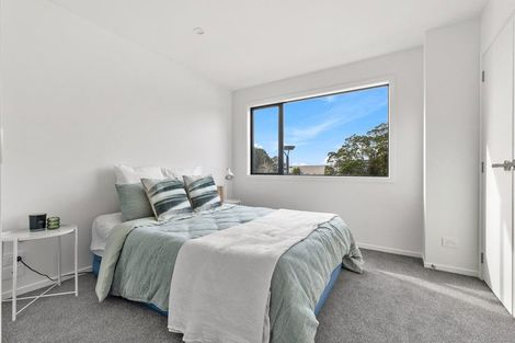 Photo of property in 19 Meg Lane, Glen Eden, Auckland, 0602