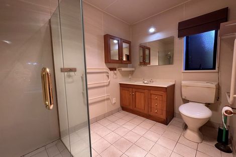 Photo of property in 2 Yarrum Lane, Avonhead, Christchurch, 8042