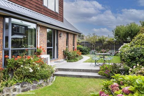 Photo of property in 57 Main Road, Redcliffs, Christchurch, 8081