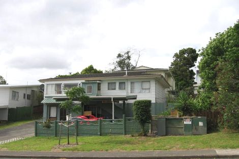 Photo of property in 2/69 Simon Ellice Drive, Bayview, Auckland, 0629