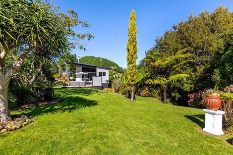 Photo of property in 418 Kaipikari Road, Urenui, 4375