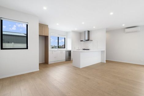 Photo of property in 25 Viridian Avenue, Rosehill, Papakura, 2113