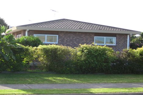 Photo of property in 100d Lakeside Drive, Orewa, 0931