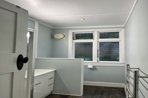 Photo of property in 75 Todman Street, Brooklyn, Wellington, 6021