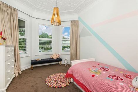 Photo of property in 12 Allenby Avenue, Devonport, Auckland, 0624