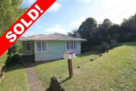 Photo of property in 29 Lynda Avenue, Paparangi, Wellington, 6037