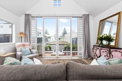 Photo of property in 105a Waghorne Street, Ahuriri, Napier, 4110
