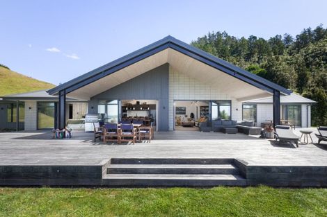 Photo of property in 1031b State Highway 2, Tanners Point, Katikati, 3177