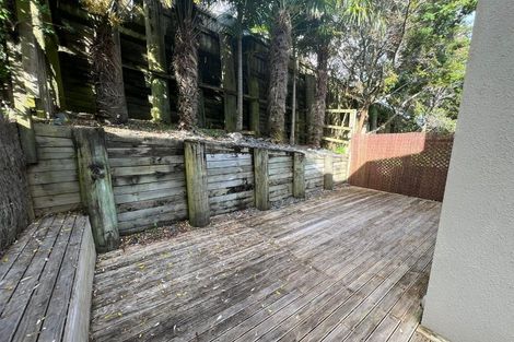 Photo of property in 4 Pannill Place, Oteha, Auckland, 0632