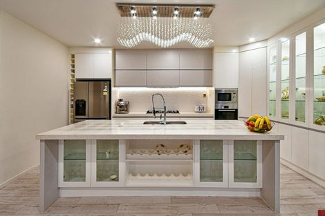 Photo of property in 17 Drumbuoy Drive, Flat Bush, Auckland, 2019