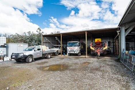 Photo of property in 185 Centre Road, Momona, Outram, 9073