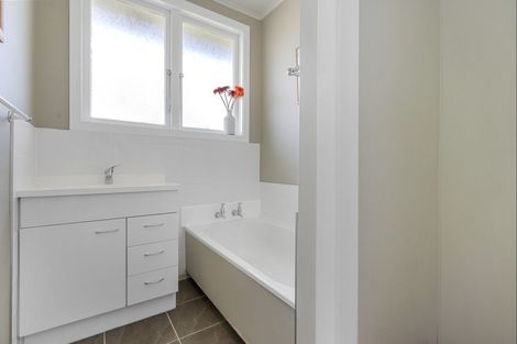 Photo of property in 7 Skerrett Crescent, Tamatea, Napier, 4112