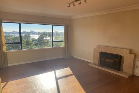 Photo of property in 10b Sutherland Road, Brookfield, Tauranga, 3110