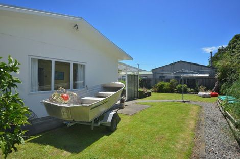 Photo of property in 131 Fortescue Street, Mahia, Nuhaka, 4198