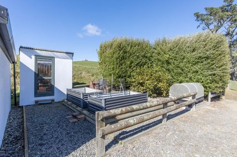 Photo of property in 14 Centre Road, Matamau, Dannevirke, 4977