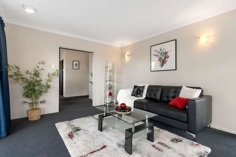 Photo of property in 37 Karnak Crescent, Russley, Christchurch, 8042