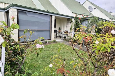 Photo of property in St Lukes Village, 196 Vigor Brown Street, Napier South, Napier, 4110