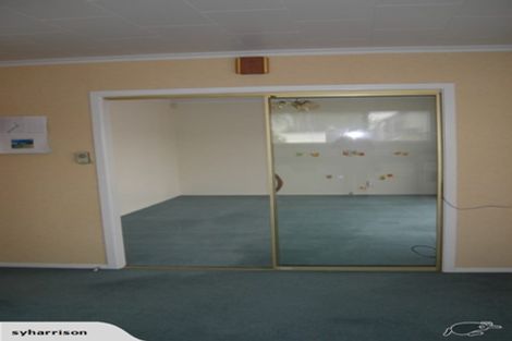Photo of property in 77 Memorial Avenue, Ilam, Christchurch, 8053
